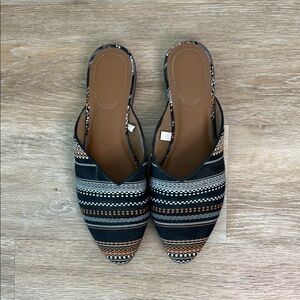 Universal Thread Black and Brown Striped Mules